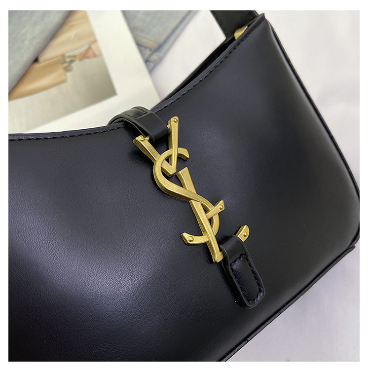 2026The new high-end and fashionable underarm is popular versatile large-capacity single-shoulder bag for women 2025s