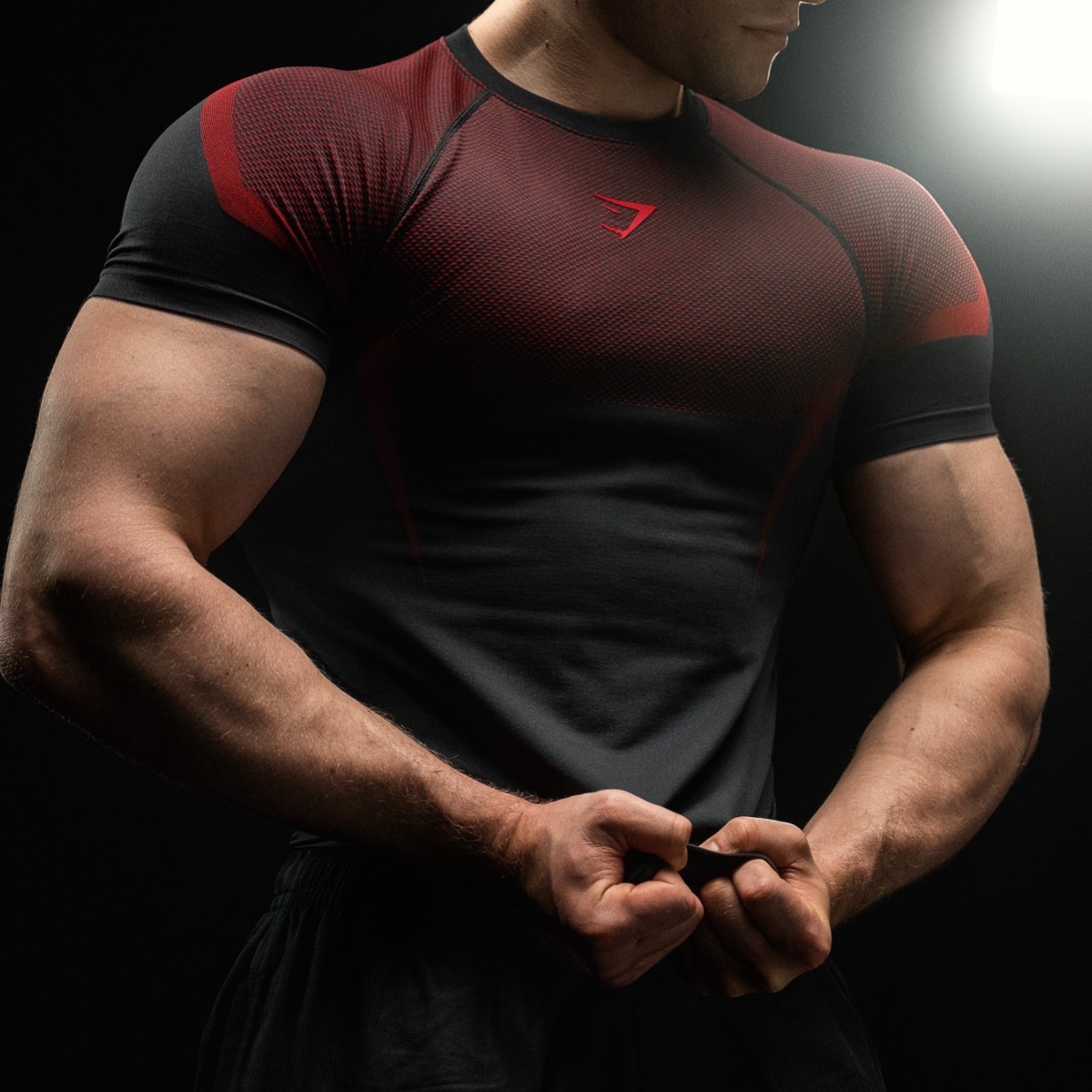 gym men T-Shirts sharks fitness younglaa Mens Oversized Cotton Round Neck Short Slve Gym Sports T-shirt 240 Fabric Lightweight Breathable summer wear S-2xl