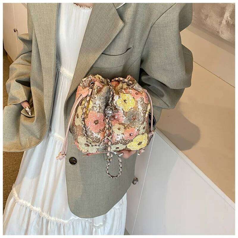 Fashion Sequins Embroidery Buckets Chains Shoulder Crossbody Cute Flower Summer Beach Bag Small Female Purses