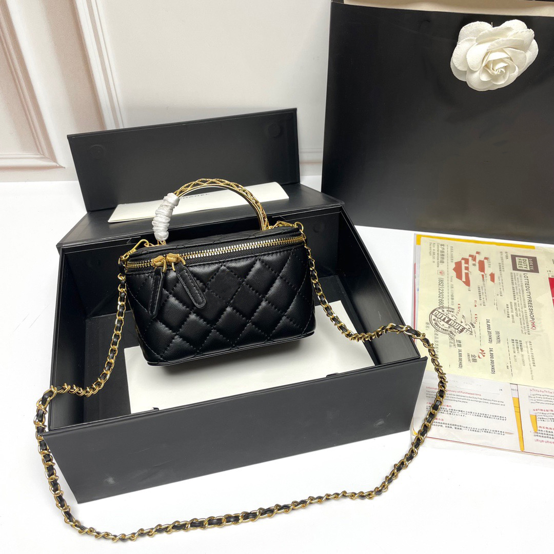 7A Designer bag Cases Makeup bag Designer Micro Vanity Bag Mini Cosmetic Bag Crossbody Shoulder 2025 Designer Tiny Cosmetic Nano Make Up Bags Coin Purse Wallet width