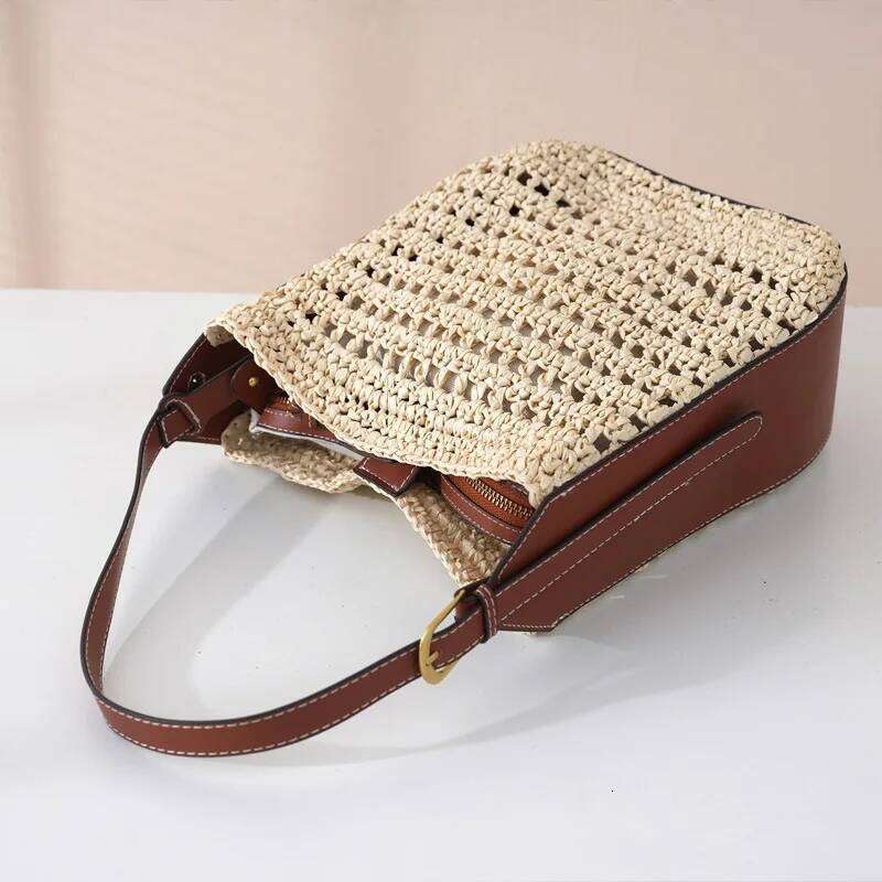 Hollow Design Woven Women's Beach Bucket Bag Shoulder Purse Handwoven Summer Large Capacity Underarm Handbag