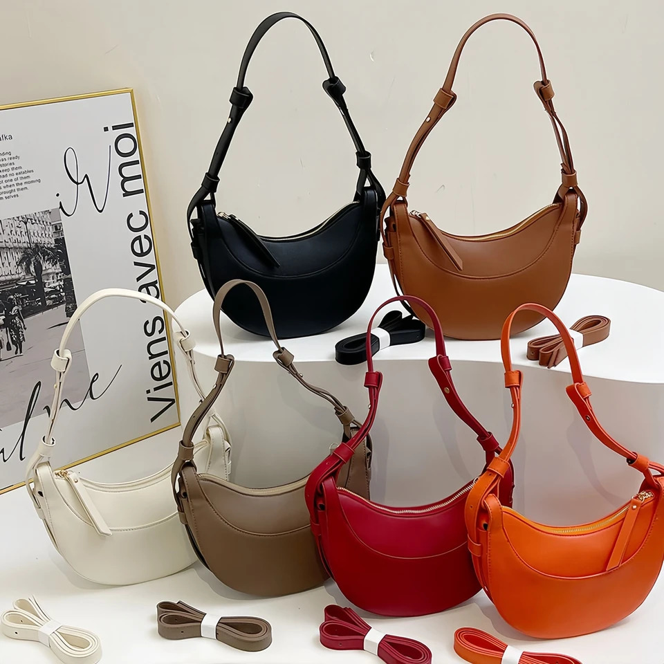 Womens Saddle Bag Vintagestyle crossbody bag with adjustable chain straps textured leather multiple pocketstan 250614