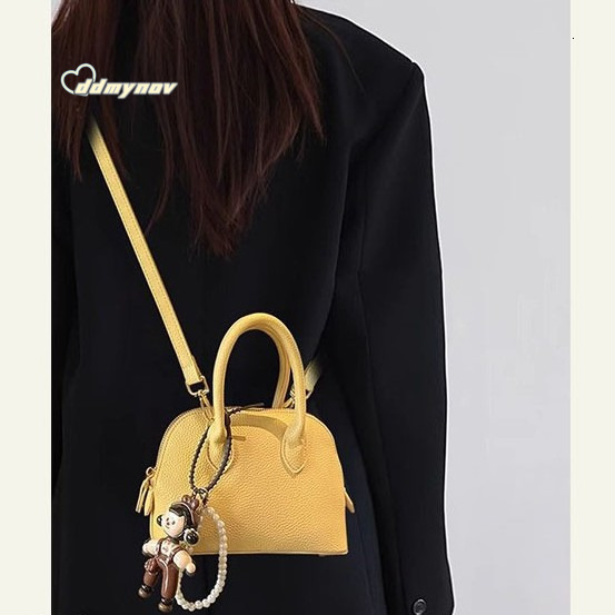 Women's Super Popular Yellow Handbag Shell Women 2025 New Spring Summer High-end Crossbody Bag Niche Versatile Texture ddmynov
