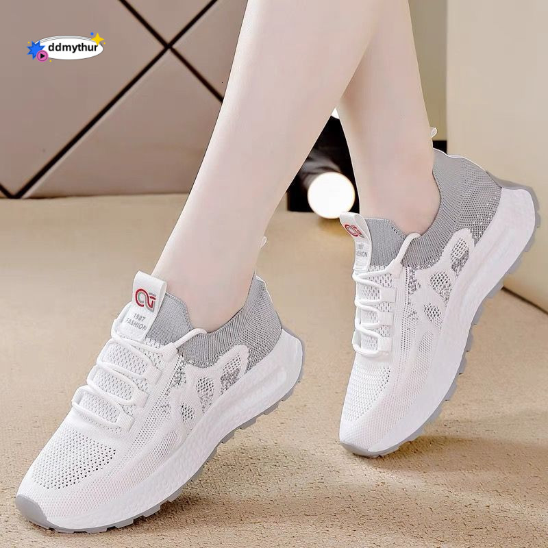 Summer Flyknit Sneakers Women's Spring New Versatile Mesh Breathable Casual Running Shoes ddmythur