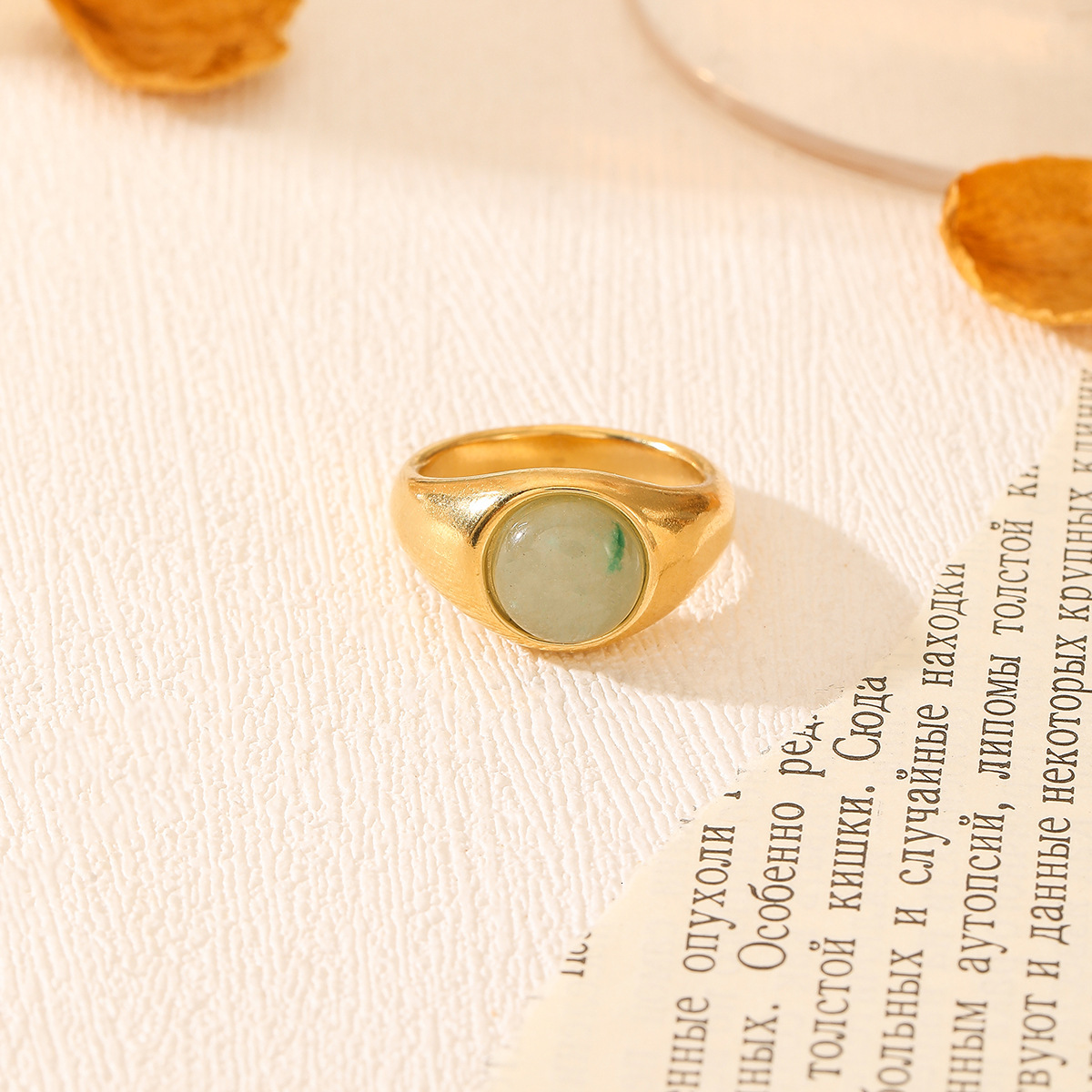 Fashion Light Luxury Personality Temperament Round Natural Stone for Women Versatile Design Titanium Steel Ring