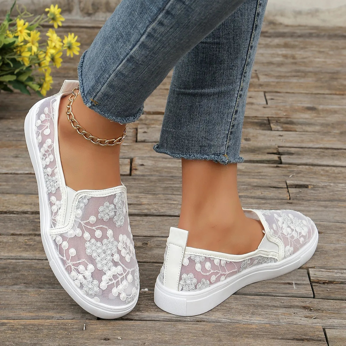 Fashion Embroidery Loafers Shoes for Women 2024 Summer Breathable Mesh Platform Sneakers Woman Comfortable Slip On Casual Shoes 250613