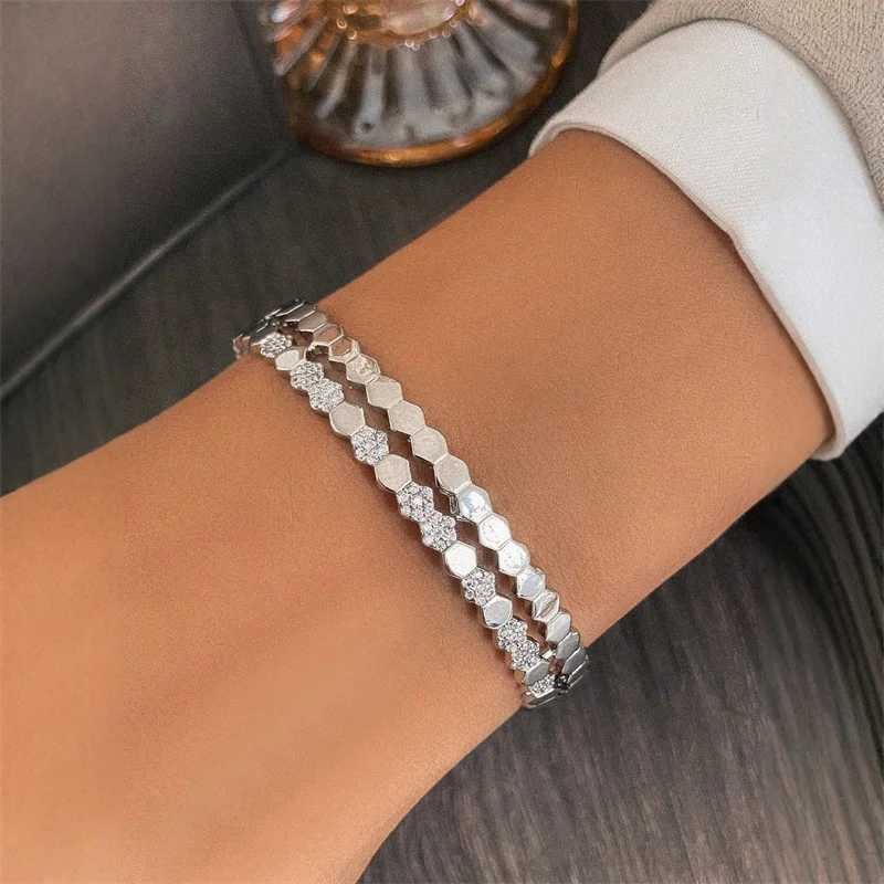 Titanium Steel 18k Gold Plated Bangles for Women Girls Trend Waterproof Jewelry Luxury Sparkling Zircon Cuff Bangle Z250616