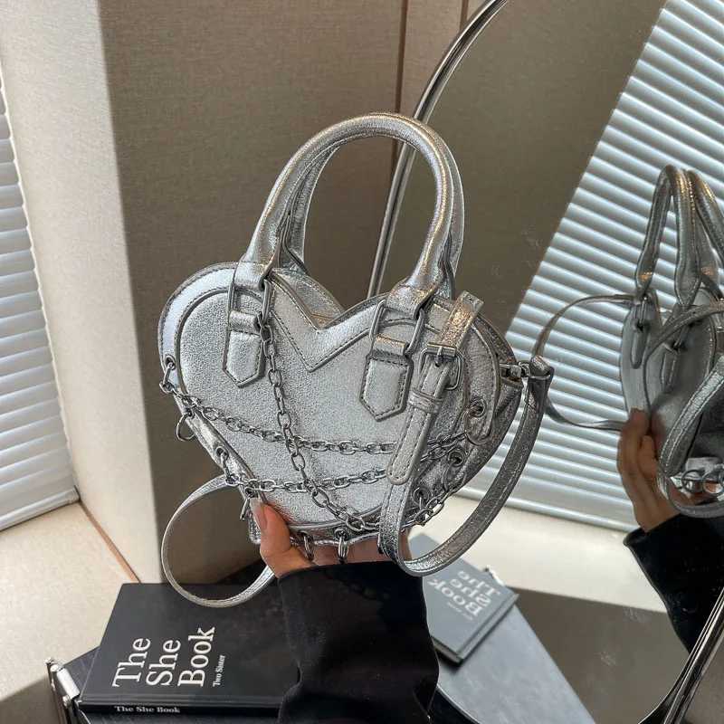 PU Special-Shaped Bag Heart-Shaped Bag Solid Color Chain Decoration Womens Shoulder Bag Party Friends Shopping Commuting XJ2520616