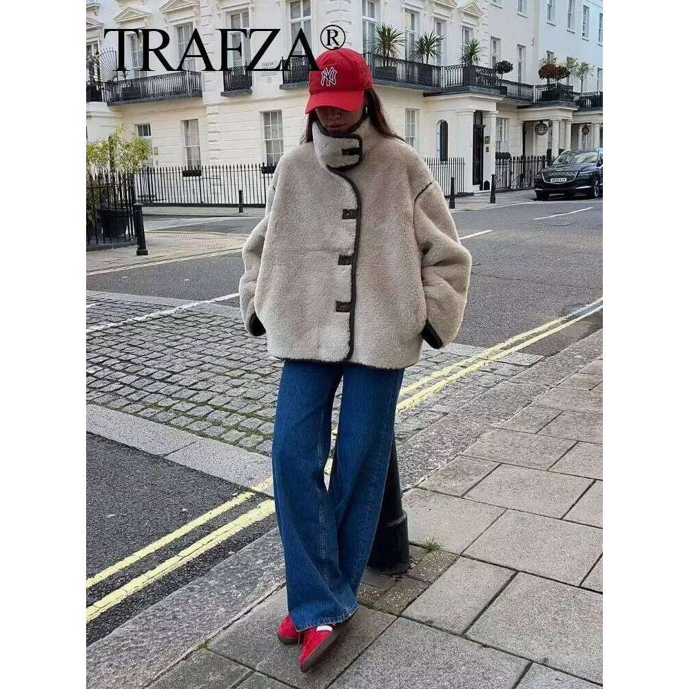TRAFZA 2024 Women Casual Faux Fleece Loose Coat High-Collar Splicing Design Short High Street Standing Collar Jacket Streetwear