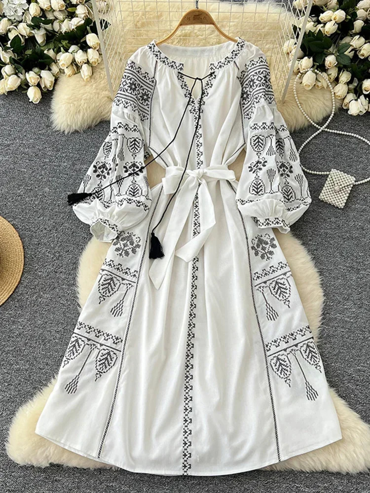 Bohemian Retro Ethnic Style Dress Womens Spring Autumn Embroidered Lace Up Lantern Sleeves Waist Cinching Long Dress A155 250609