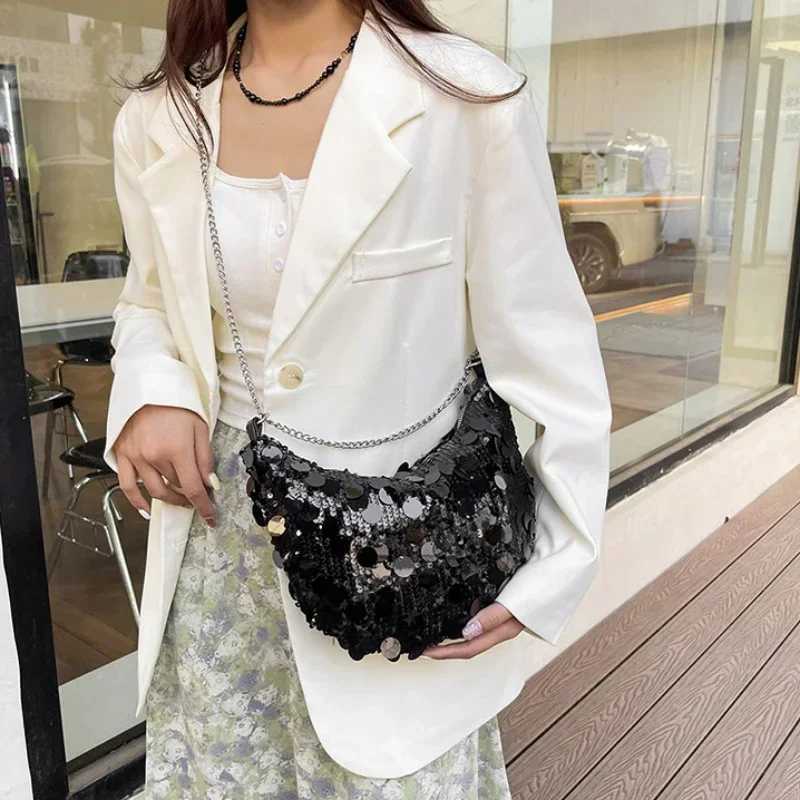 Korean Chain Sequins Crossbody Bag Evening Clutch Bag Dinner Party Wedding Purses Handbag Female Underarm Shoulder Crossbody Bag XJ2520616