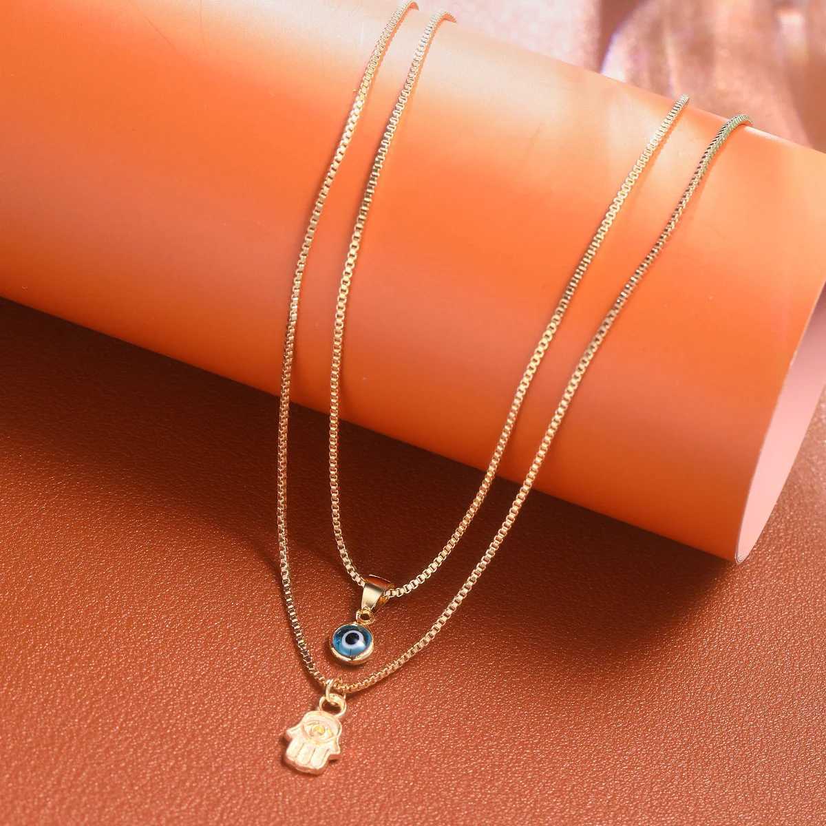 Fashion Evil Eye Necklace For Women Minimalist Classic Turkish Blue Eyes Pendant Choker Fatima Hand Clavicle Chain Lucky Jewelry M250616