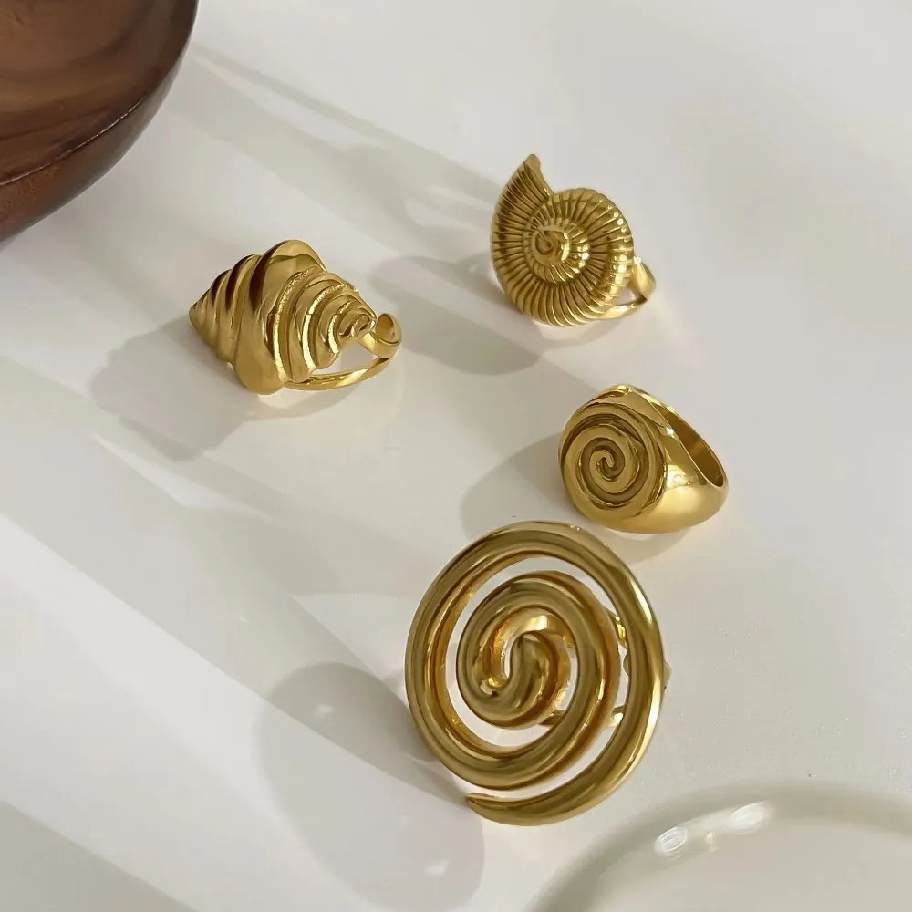 Vintage 18K Gold Plated Spiral Shell Twisted Ring for Women Unisex Ocean Style Wedding Minimalist Jewelry Anniversary Gifts 250610