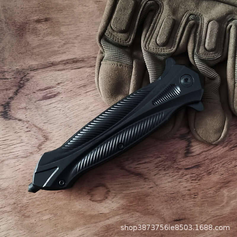 Outdoor Pocket Survival Military Disassembly Tool Short Black Butterfly 05B Folding Knife