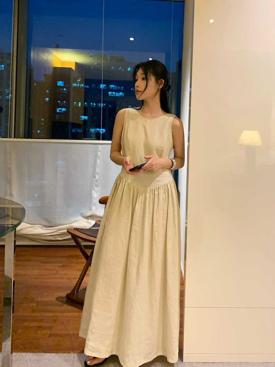 SL100 New Summer A-line Pleated Sleeveless Long Dress