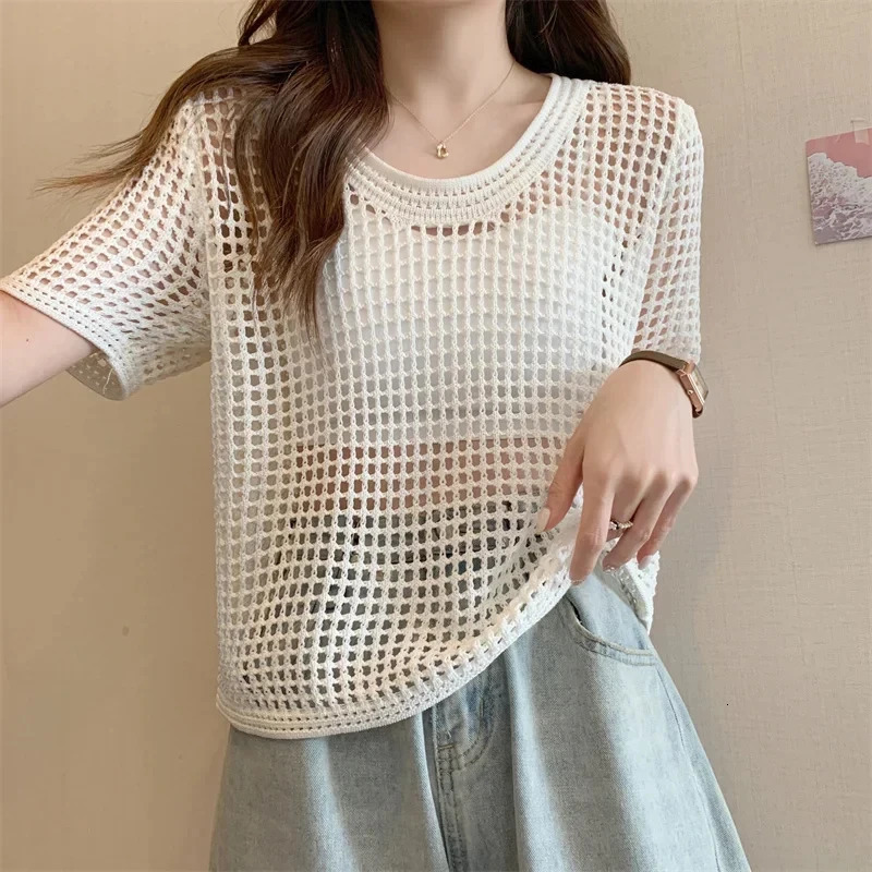 Casual Women Beach Slim Tops O-Neck Summer Sexy Hollow Out Knitting Shirt Women Chic Short Sleeved Knit T-shirt 250614