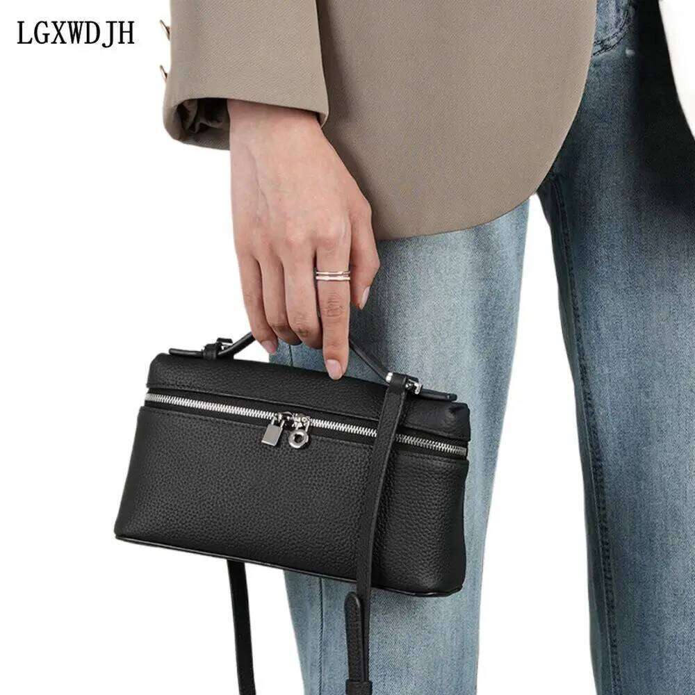 Designer bag 52 Niche versatile and durable women's shoulder 2025 fashionable top-grain cowhide crossbody bag Double zipper new handbag