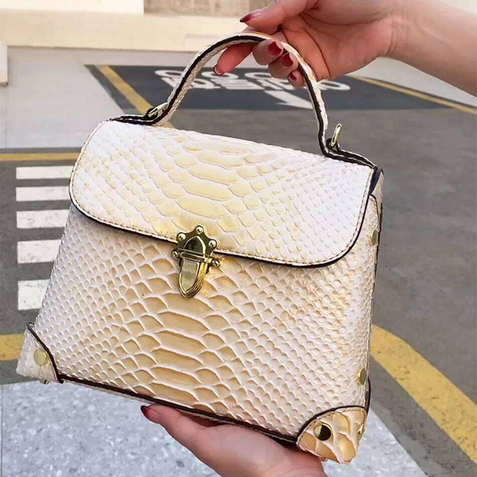 Designer bag 52 VM FASHION KISS 3D Python Pattern Women's Microfiber Shoulder Designer Top Handbag Lock Crossbody Bag