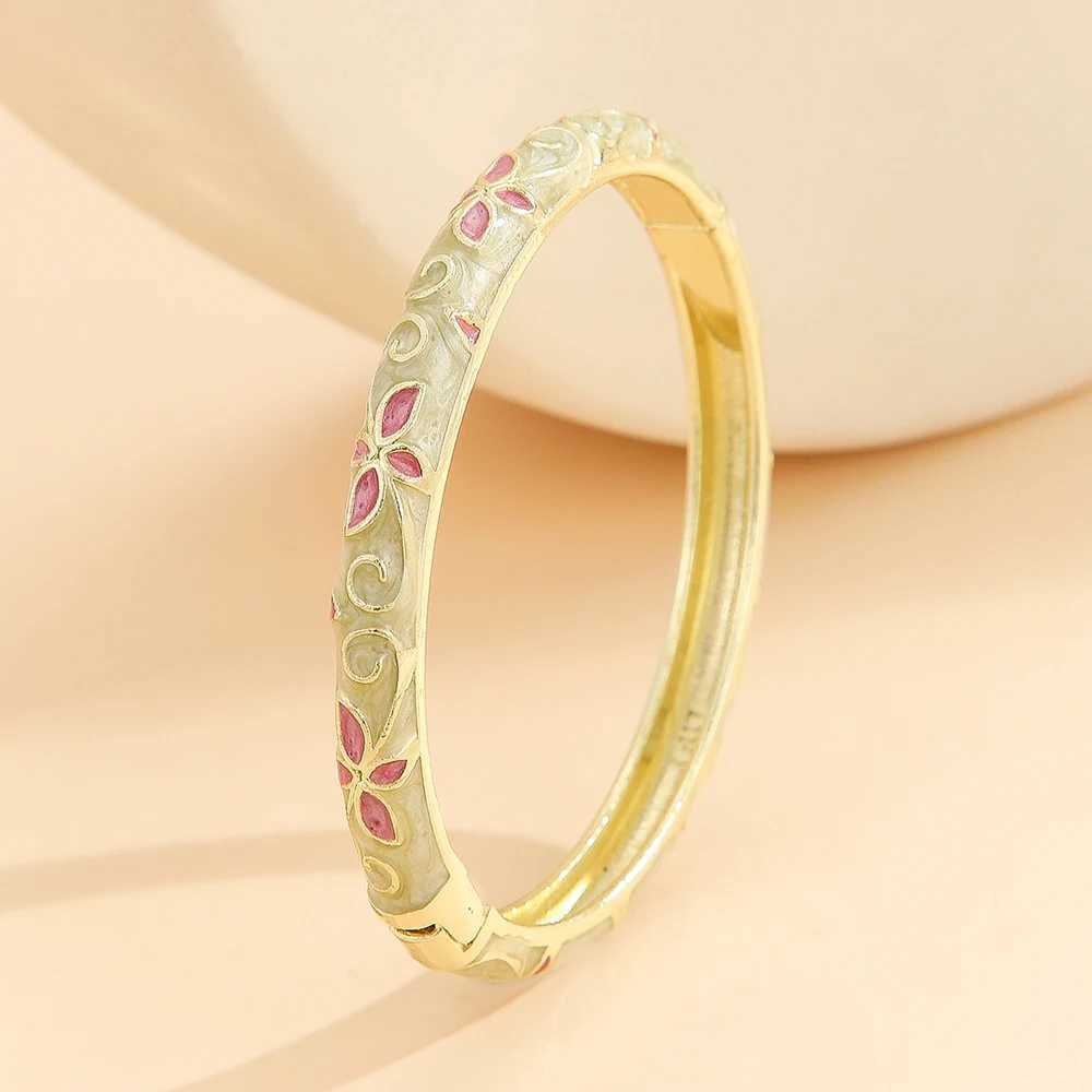Fashion style gold plated flower pattern enamel cloisonn bangle jewelry gift item for girls women Z250616