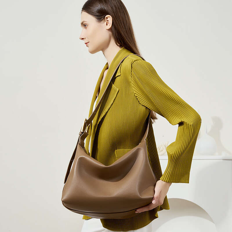 Genuine Leather Underarm Tote Stray for Women 2025 New Cowhide Commuter Large Single Shoulder Crossbody Women's Bag