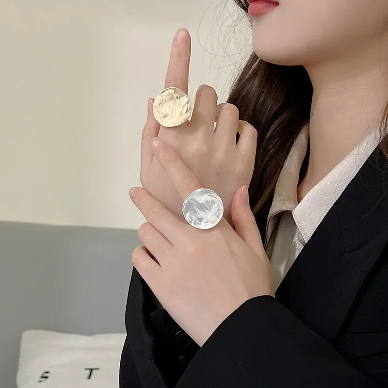 Irregular Chunky Geometric Rings for Women European and American Metal Round Rings Adjustable Elastic Rope Ring Fashion Jewelry 250610