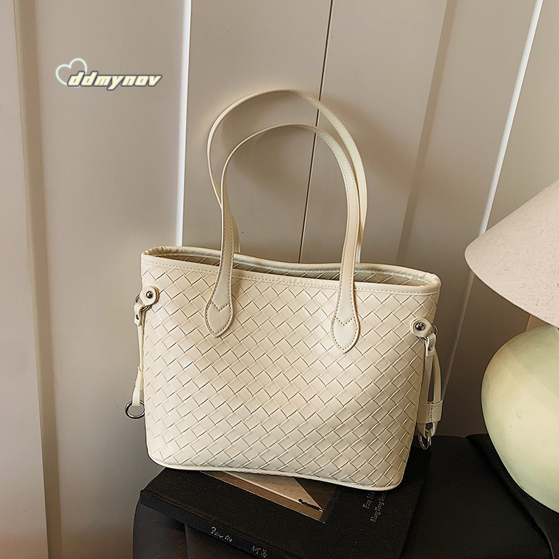 Minimalist Elegant Woven Pattern Tote for Women 2025 Summer New Large Capacity Office Commute Shoulder Underarm Bag ddmynov ddmynov