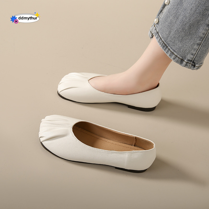 Women's Soft Sole Loafers for Skirts 2025 Early Spring Comfortable Fashionable Flat Slip-On Moccasins ddmythur