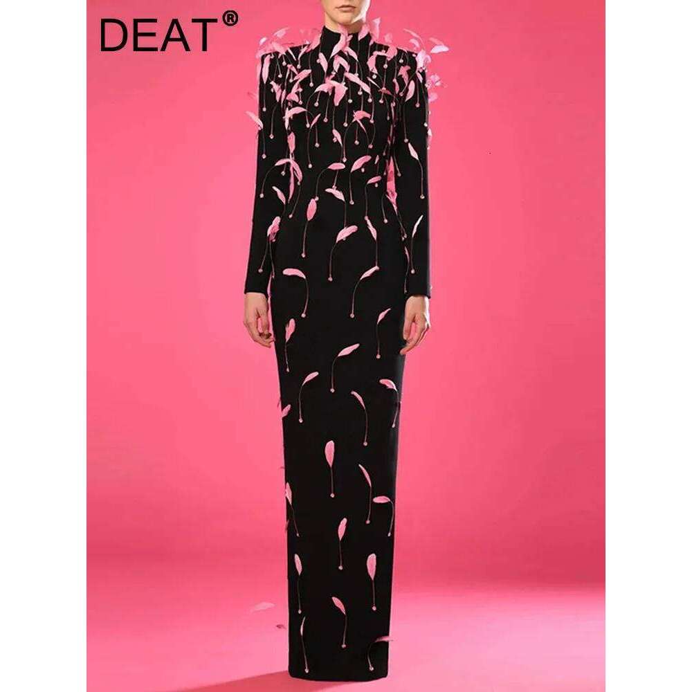 DEAT Elegant Dress Feathers Patchwork Backless Long Sleeve Split Women's Evening Party Dresses 2025 Summer New Fashion 35Z2527