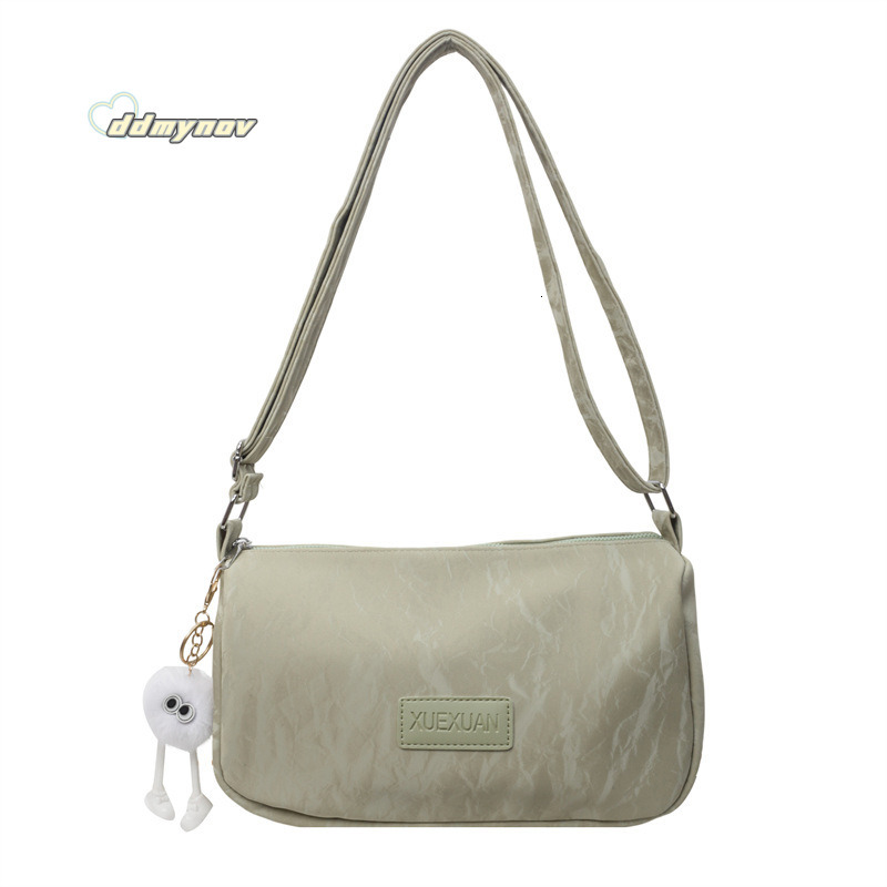 New Style Single Shoulder for Women, Simple and Versatile, Large Capacity, Water-Resistant, Light Luxury, Fashionable Trendy Commuter Crossbody Bag dd