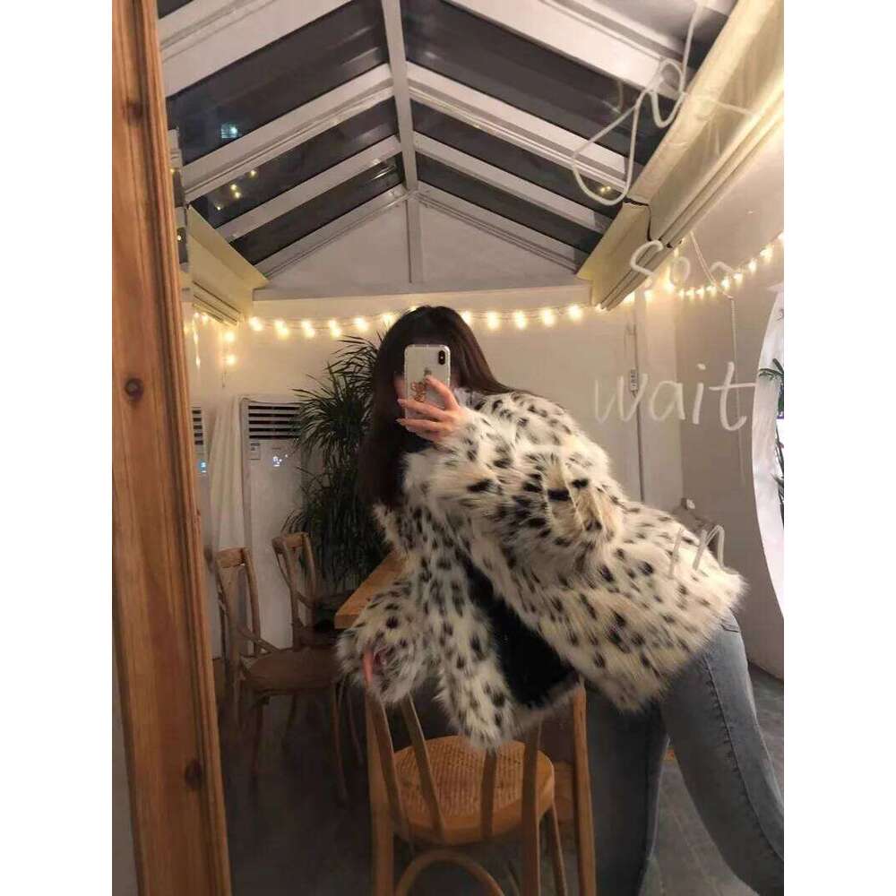 GetSpring Women Coat 2024 Autumn Winter Imitation Fox Jacket Fashion All Match Thickened Loose Short Faux Fur Overcoat