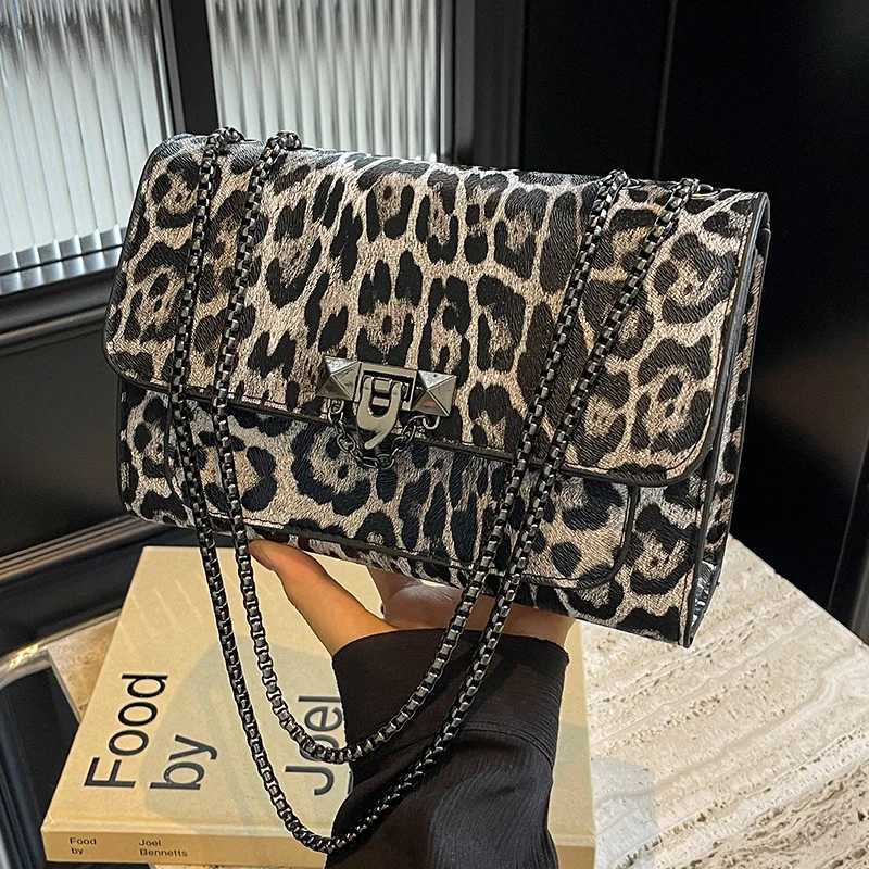 French leopard print bag fashionable and versatile casual single-shoulder chain bag niche design crossbody bag for women XJ2520616