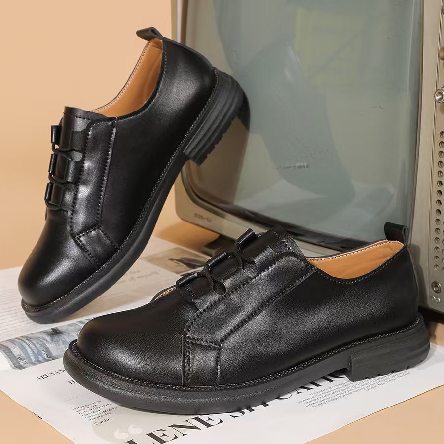 Casual skate shoes for spring-summer: new soft-faced magic tape color-blocking lazy shoes with imitation leather soft soles, fashionable and versatile