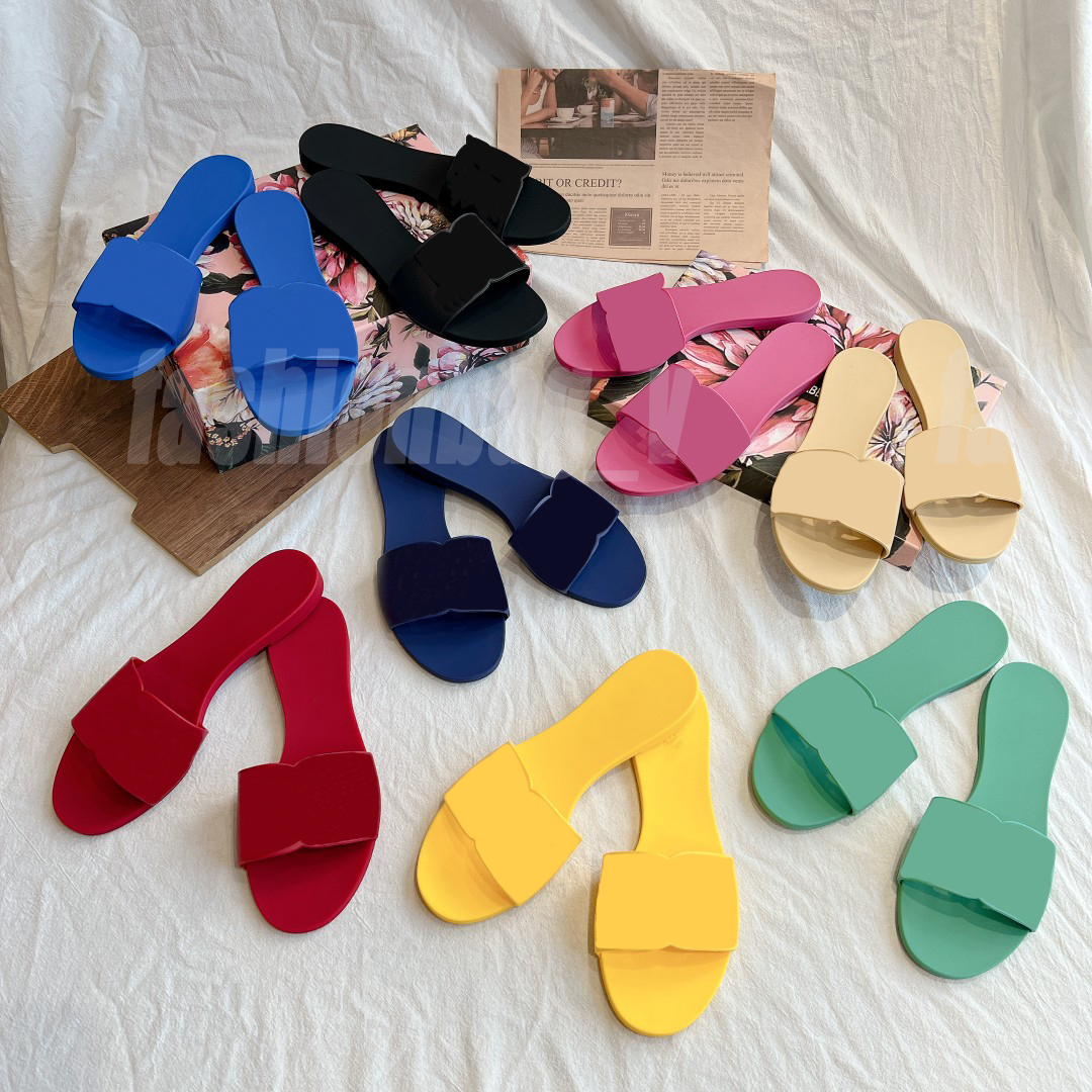 Designer Sandals Women Sandals Summer Flat Slippers Rubber Sole Letter Hollow Sandals Size 36-41