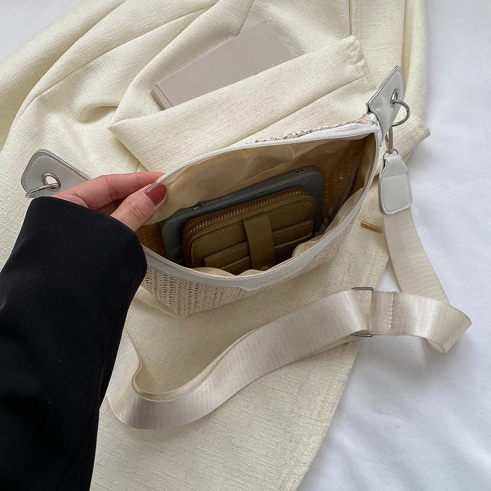 Womens Waist Bags Straw Woven Chest Summer Knitting Banana Wide Shoulder Strap Female Fanny Pack HandWoven Belt Bags 250615