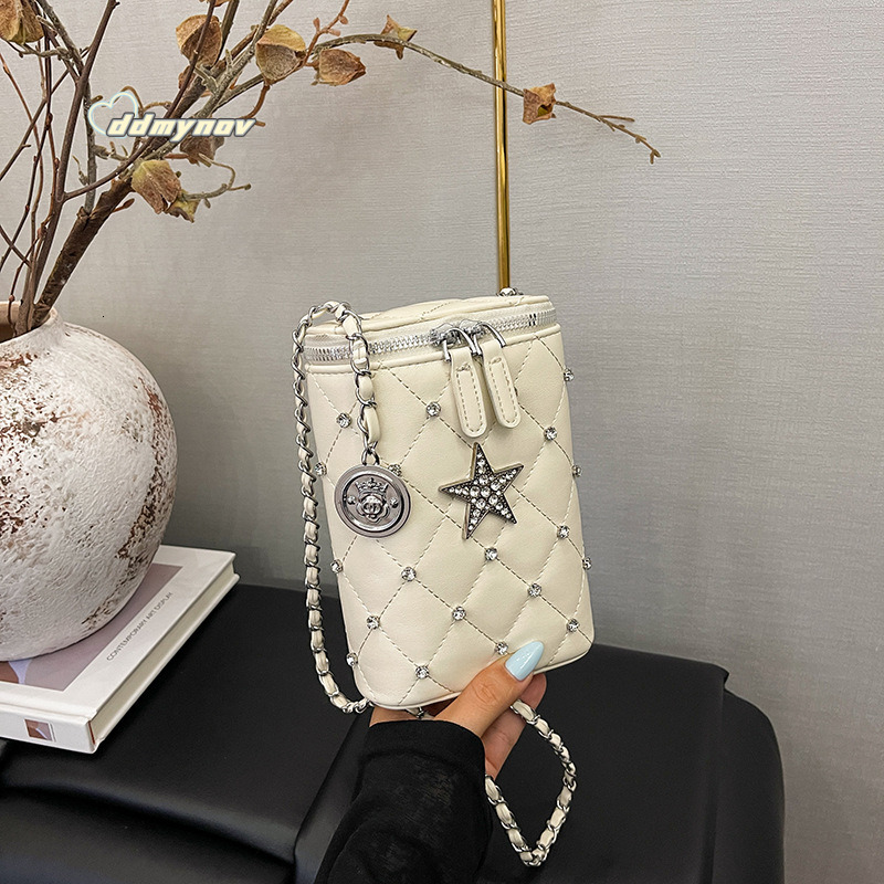 Minimalist Quilted Chain Phone for Women 2025 Summer New Fashionable Textured Stylish Casual Shoulder Crossbody Bag ddmynov