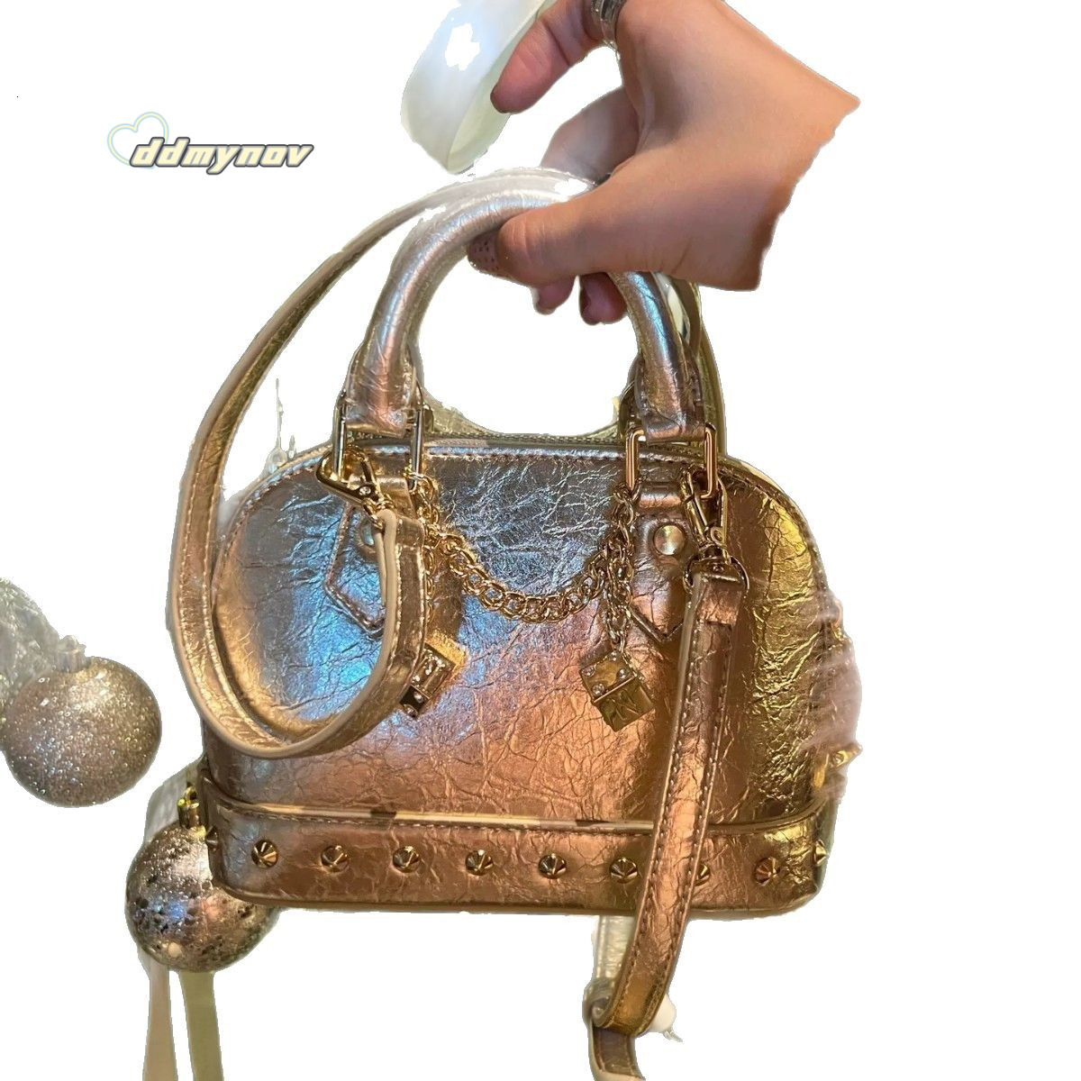 Niche High-End Champagne Gold Rivet Handbag Shell Small 2025 New Fashionable Shoulder Crossbody Bag ddmynov