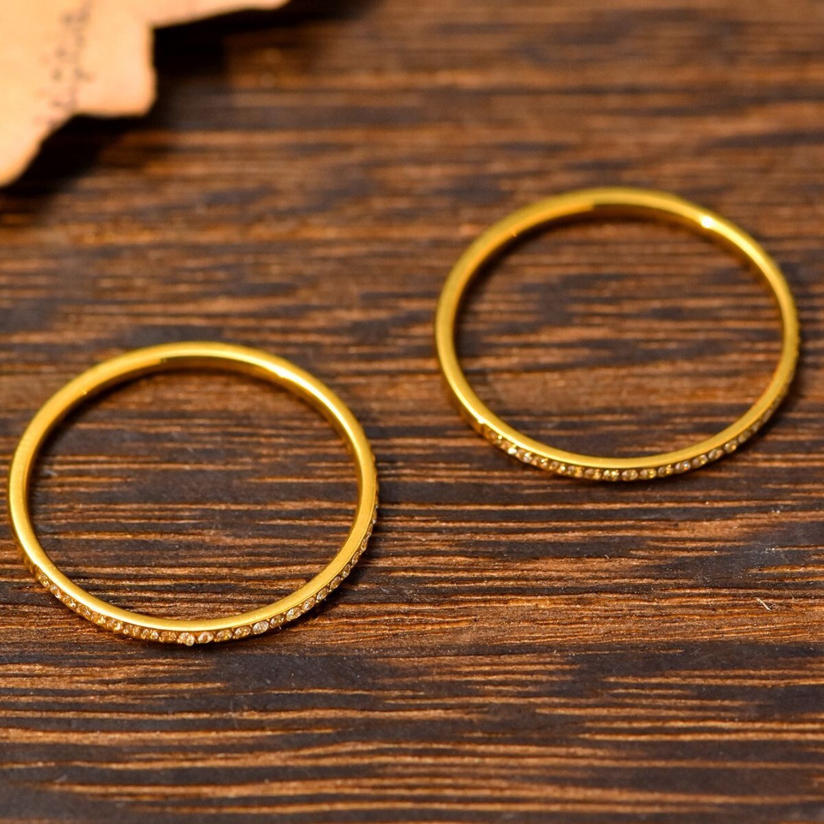 Fashionable Light Luxury Diamond-Studded Ultra-Thin for Women, Gold High-End Sense, Elegant Titanium Steel Non-Fading Ring