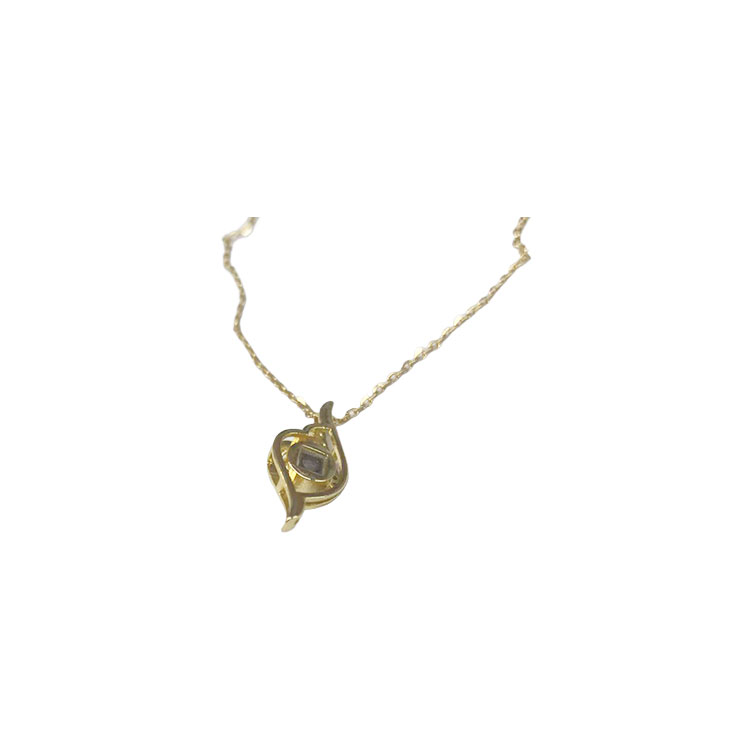 One hundred language copper electroplated gold pendant, simple and fashionable gold necklace
