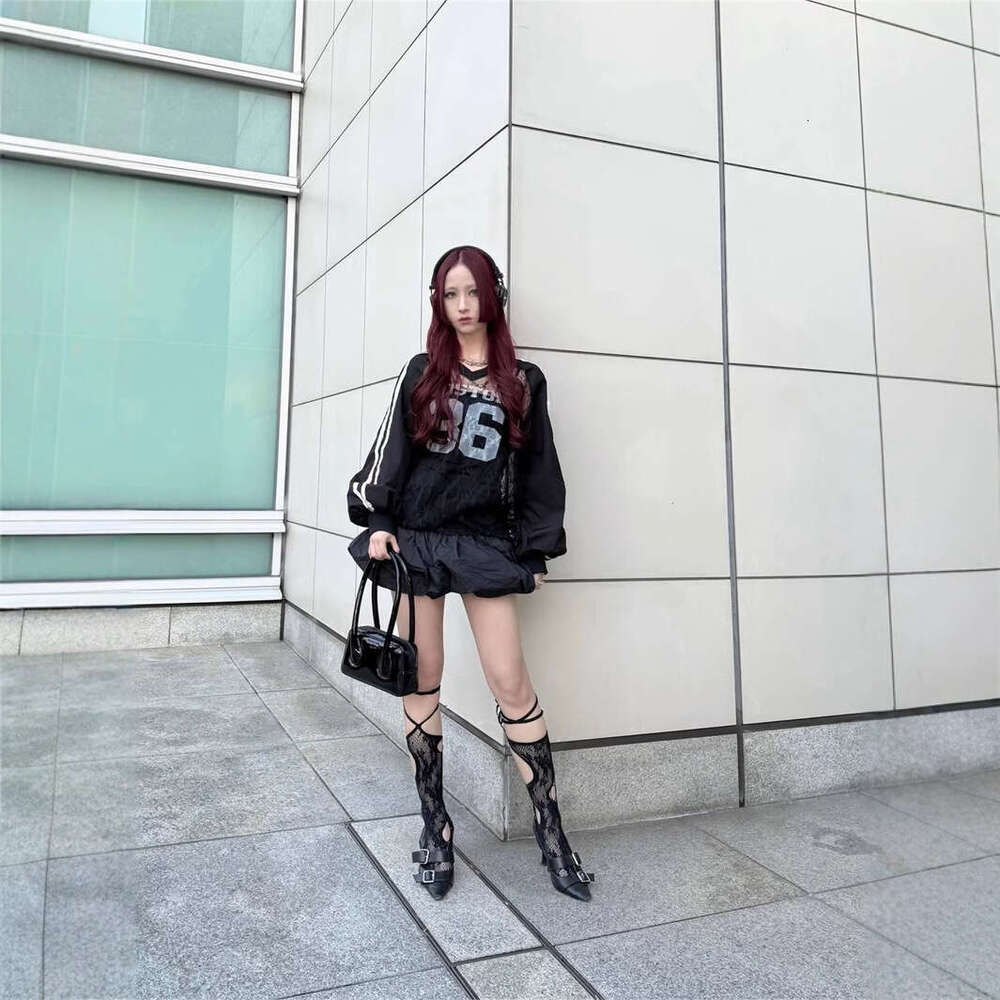 New Fashion Loose Casual Patchwork Color Block Letter Embroidery Hollow Out Short Sleeve V-Neck Top T-Shirt For Women B5