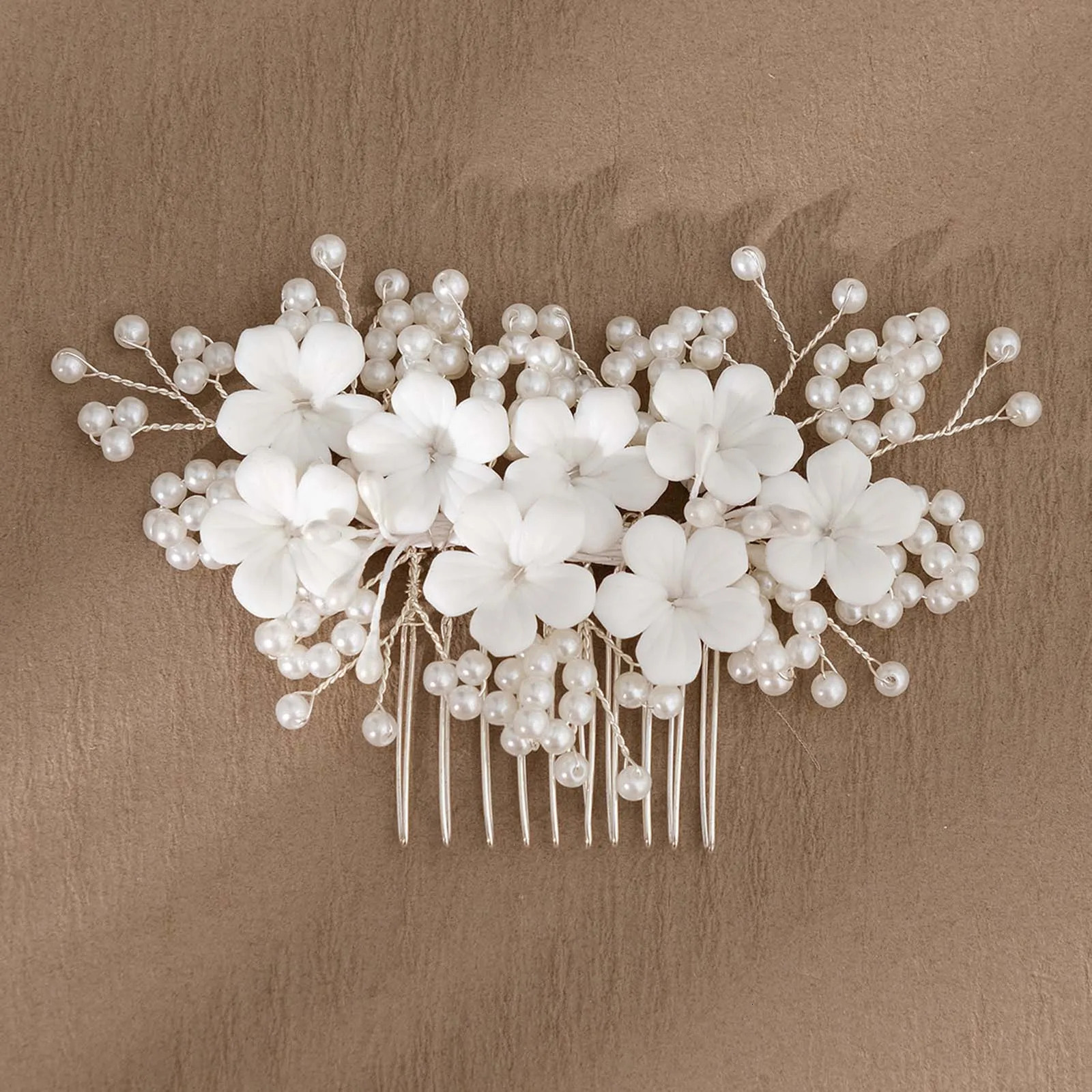 White Flower Hair Combs Handmade Pearl Hairpins Side Clips for Bride Wedding Hair Jewelry Women Girls Party Elegant Headpieces 250610