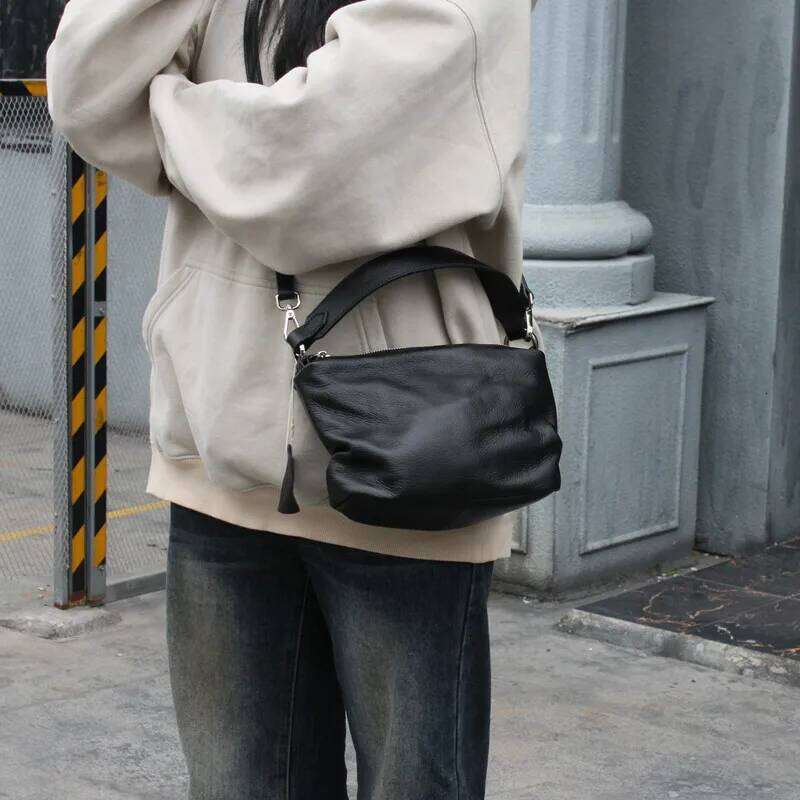 Genuine Soft Leather Women's Handbag Solid Color Shoulder Crossbody Bag 100% Cowhide Messenger Purse Golden Hardware Trendy 2025