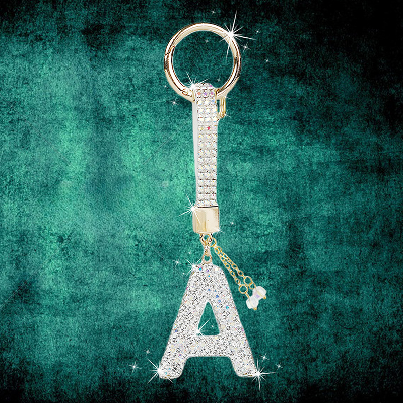 Fashion shiny diamonds English letters car key personalised name keychain bag decoration bag pendant birthday graduation souvenir gift