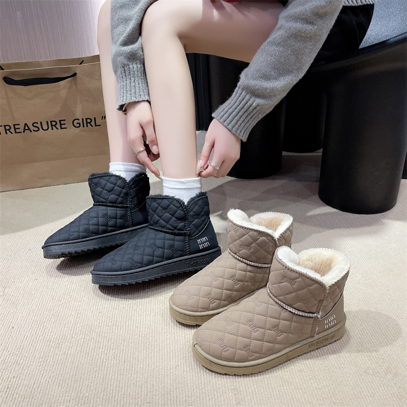 hot Free shipping designer Boots for woman cotton shoes keep warm Fashion Boots platform classic casual snow boots
