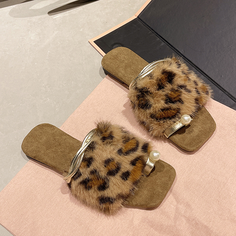 hot free shipping designer slippers for woman Indoor outdoor scuffs keep warm Plush sandals