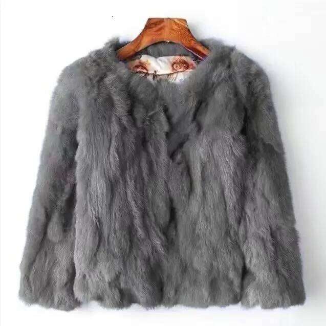 2024 New Fashion Autumn and Winter Explosion Soft Comfort Real Rabbit Fur Coat Female Jacket Short Slim Body with Round Collar