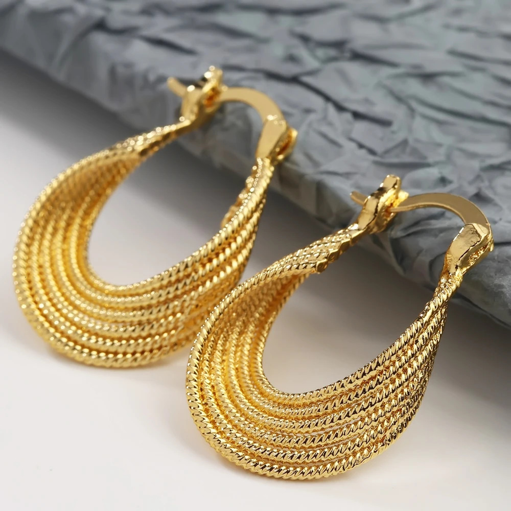 Vintage Boho Style Hoop Earring for Women Hyperbolic Hollow Out Ethnic Tribal Dangle Earring Statement Party Jewelry Accessories 250610