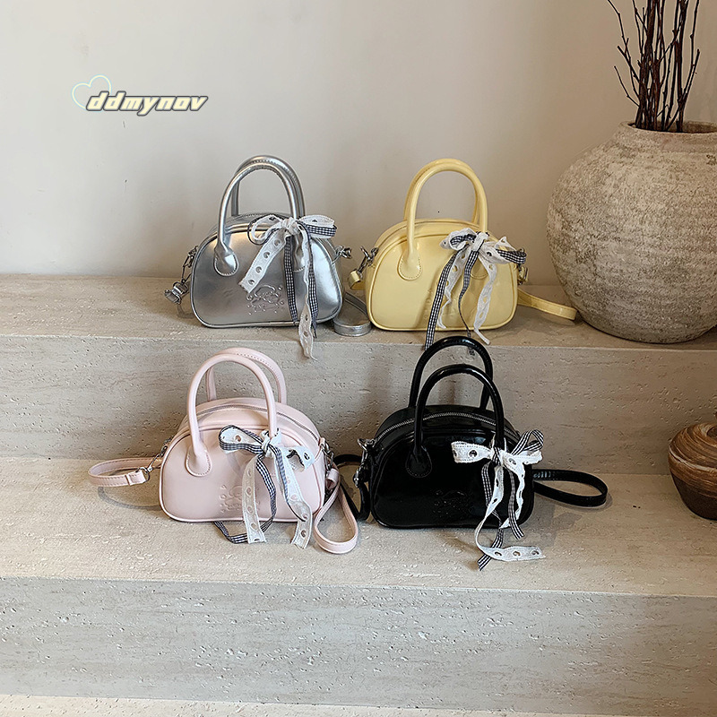 Korean Style INS Solid Color Cute Handheld Shell for Women 2025 Spring Fashion Versatile Commuter Shoulder Crossbody Bag ddmynov ddmynov