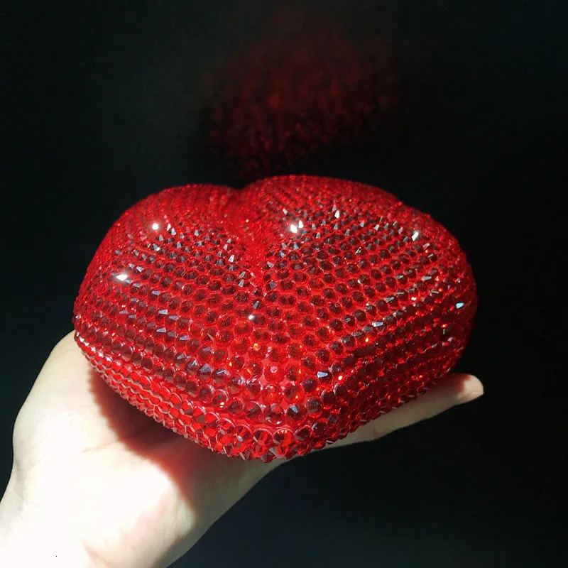 Women Red Lips Clutch Bag High Quality Ladies Acrylic Chain Shoulder Evening Shape Purse 250614