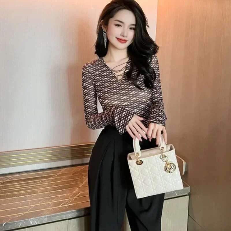 Top Female Korean Style V Neck Polyester Womens Long Sleeve T-shirt Pulovers Clothing 2025 High Quality Trending Cheap Clothes