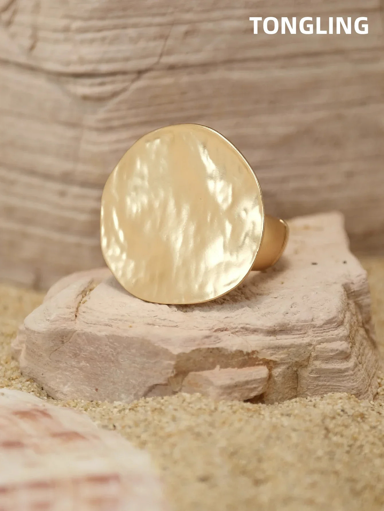 Irregular Chunky Geometric Rings for Women European and American Metal Round Rings Adjustable Elastic Rope Ring Fashion Jewelry 250610